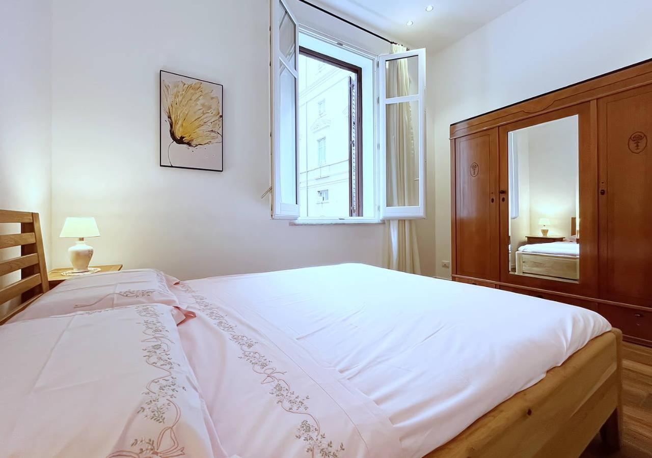 Solemar Sicilia - Palazzo Pirrotta Appartement Palermo Buitenkant foto